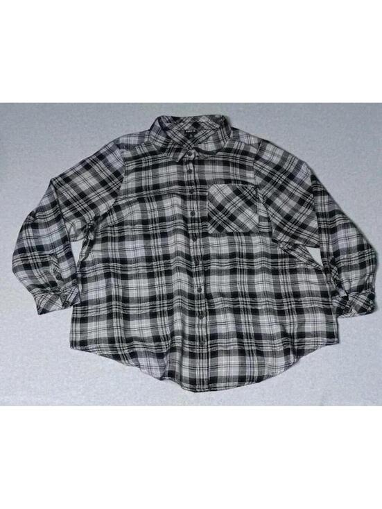 torrid Tops - Torrid Long Sleeve Button Up Flannel Shirt Womens Size 5XL Gray Plaid Super Soft